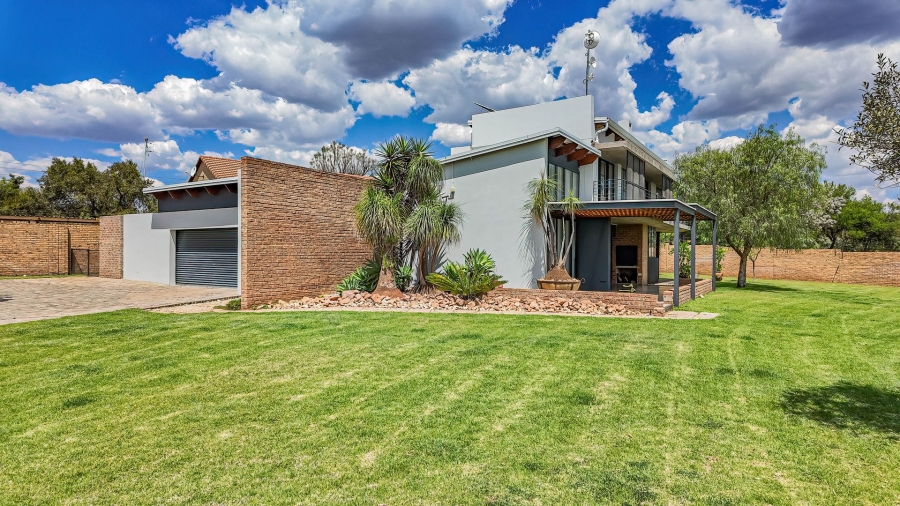 Commercial Property for Sale in Kameeldrift East Gauteng