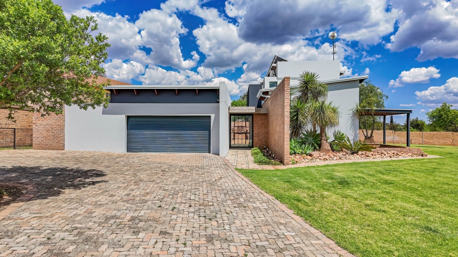 Commercial Property for Sale in Kameeldrift East Gauteng