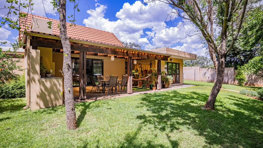 Commercial Property for Sale in Kameeldrift East Gauteng