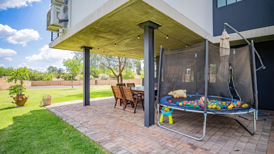 Commercial Property for Sale in Kameeldrift East Gauteng