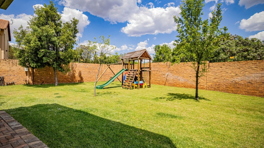 Commercial Property for Sale in Kameeldrift East Gauteng