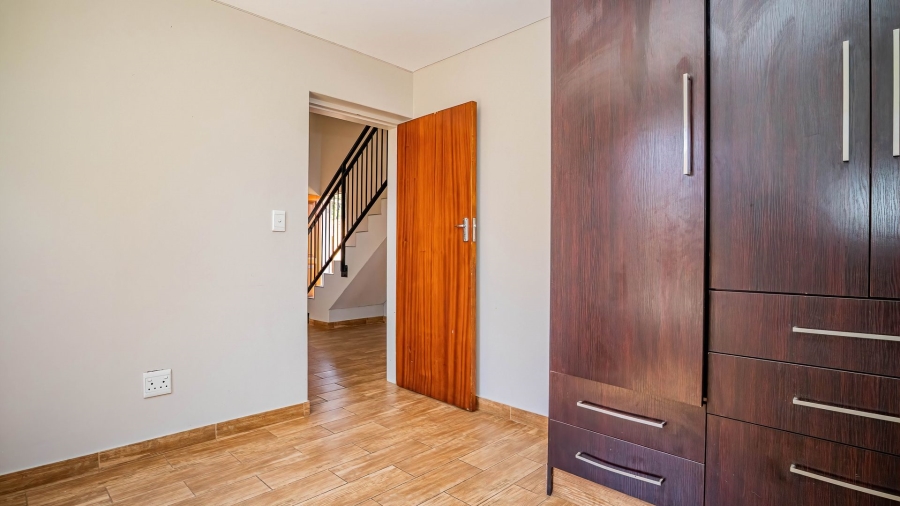 Commercial Property for Sale in Kameeldrift East Gauteng