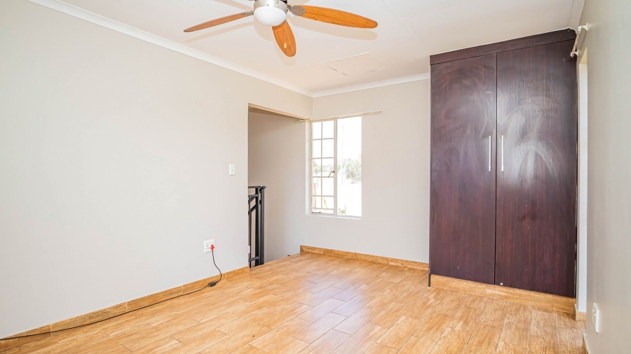 Commercial Property for Sale in Kameeldrift East Gauteng