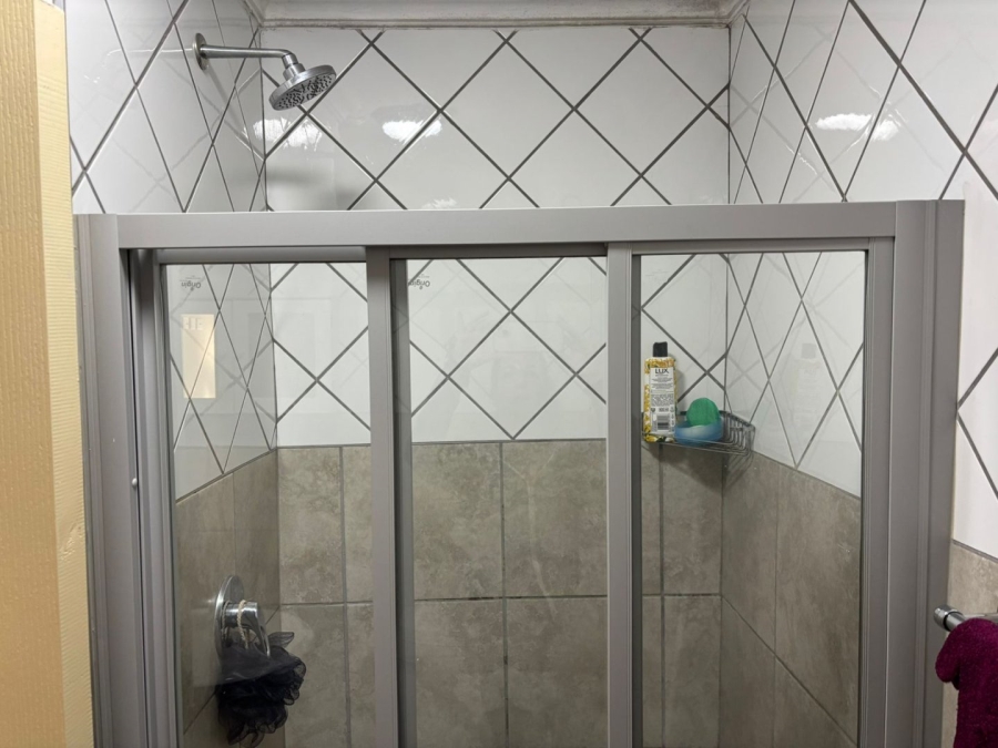 1 Bedroom Property for Sale in Rietfontein Gauteng