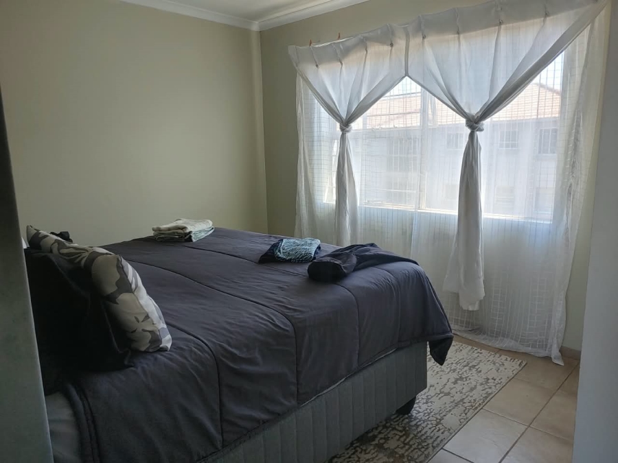 To Let 2 Bedroom Property for Rent in Bardene Gauteng