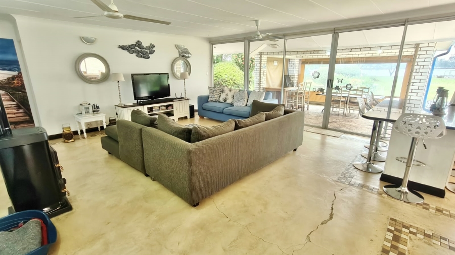 4 Bedroom Property for Sale in Vaal Marina Gauteng