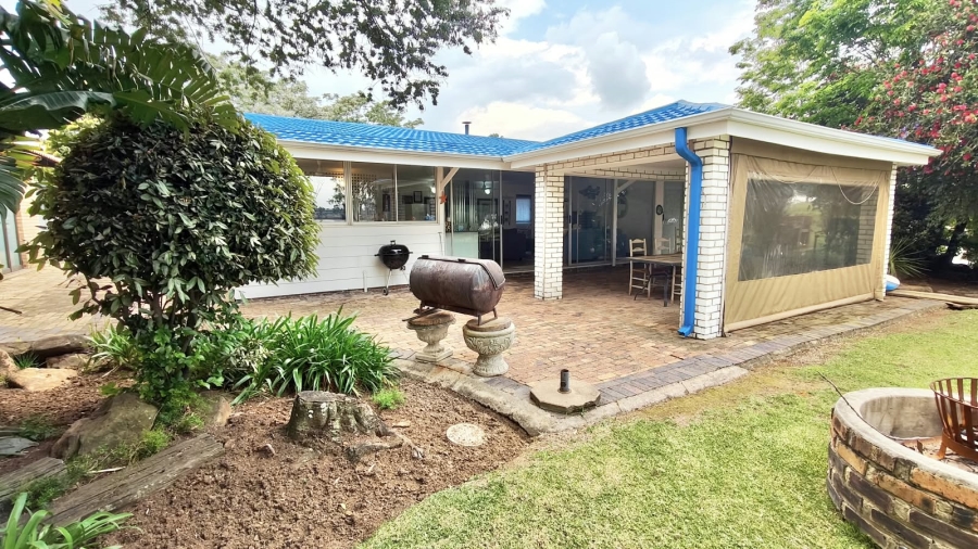 4 Bedroom Property for Sale in Vaal Marina Gauteng