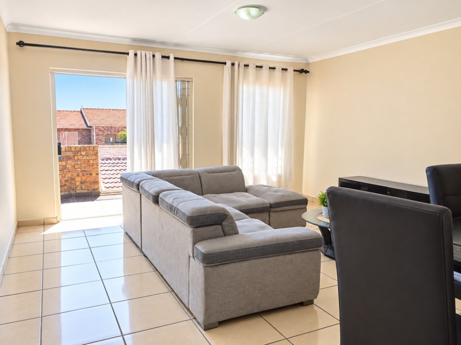 To Let 2 Bedroom Property for Rent in Zwartkop Gauteng