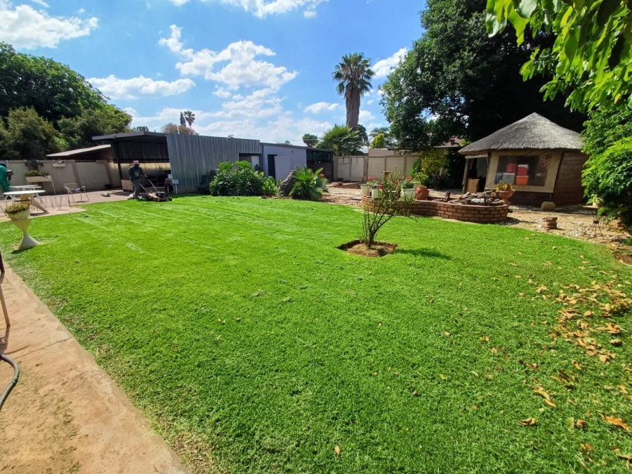 4 Bedroom Property for Sale in Sinoville Gauteng