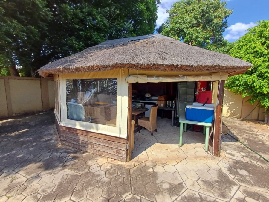 4 Bedroom Property for Sale in Sinoville Gauteng