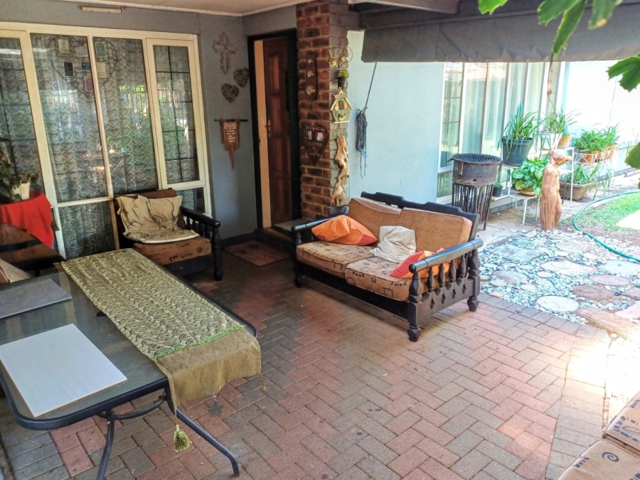 4 Bedroom Property for Sale in Sinoville Gauteng