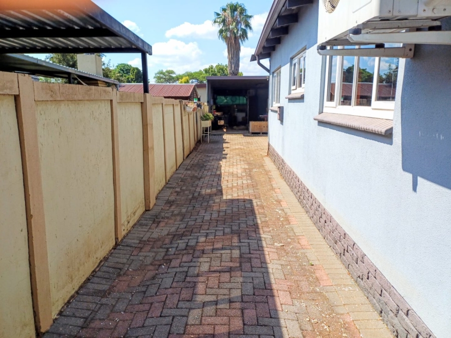 4 Bedroom Property for Sale in Sinoville Gauteng