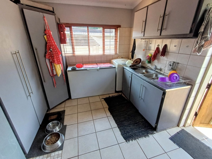 4 Bedroom Property for Sale in Sinoville Gauteng