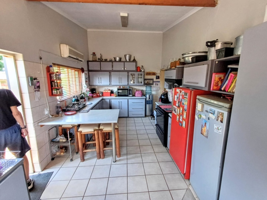 4 Bedroom Property for Sale in Sinoville Gauteng