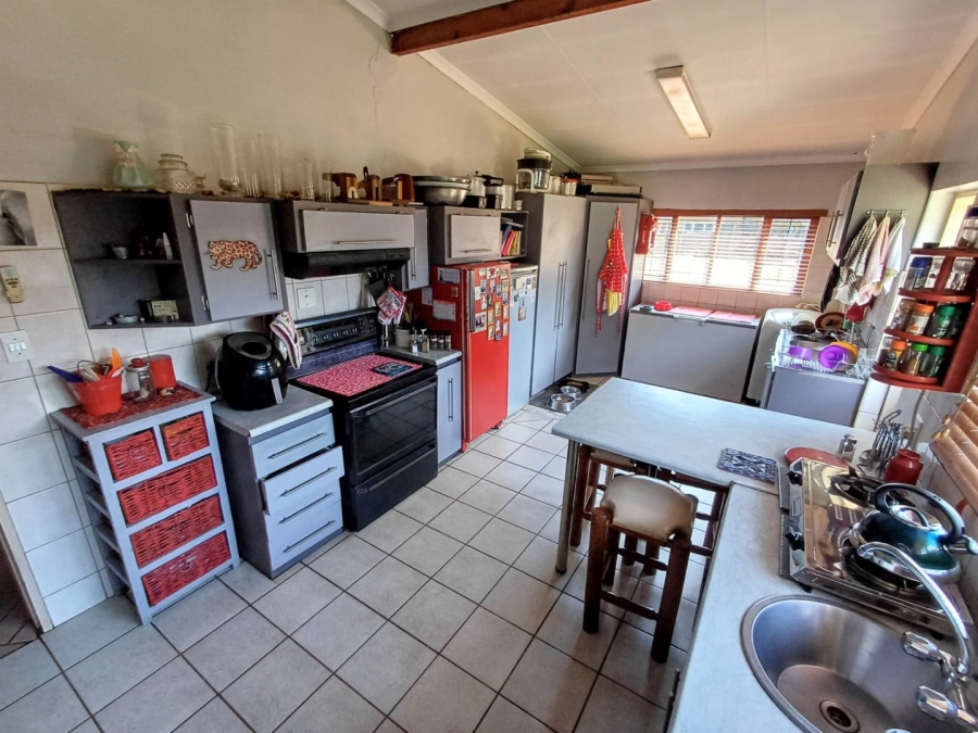 4 Bedroom Property for Sale in Sinoville Gauteng