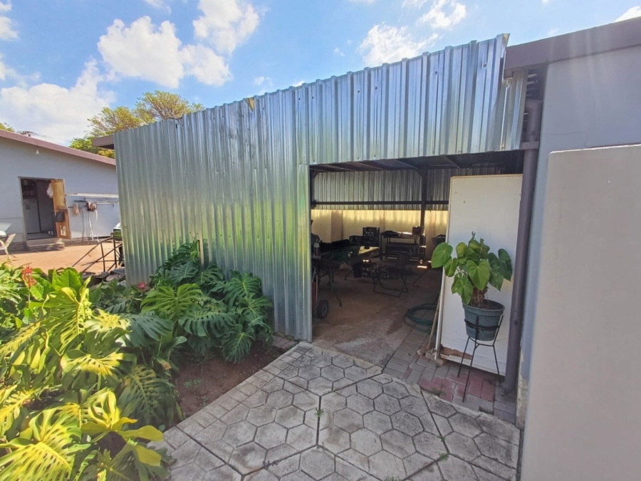 4 Bedroom Property for Sale in Sinoville Gauteng