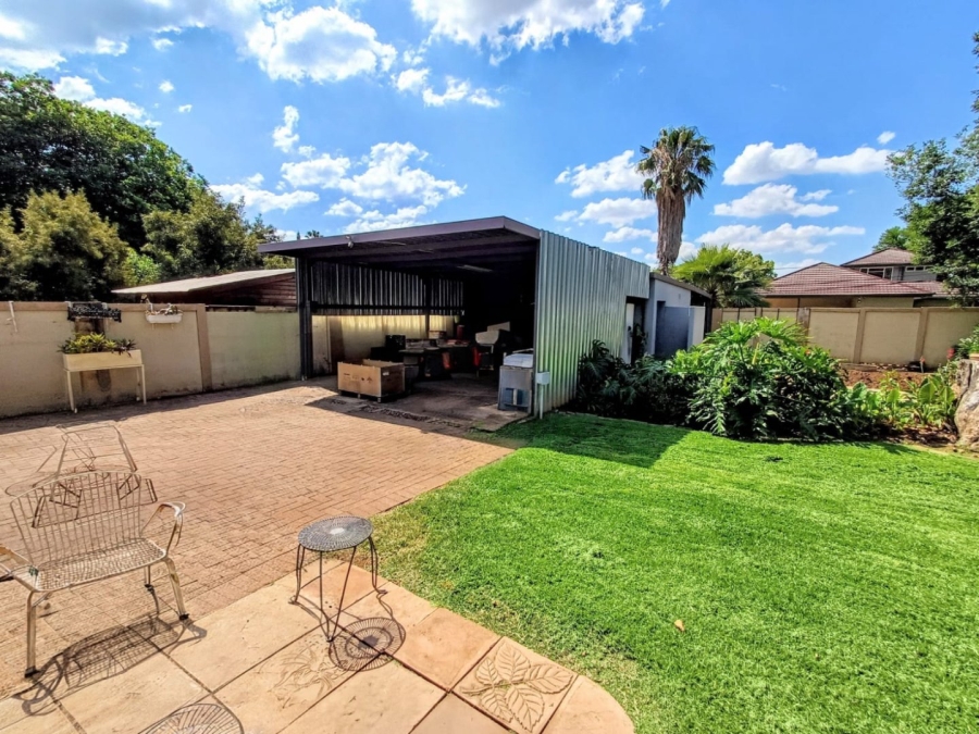 4 Bedroom Property for Sale in Sinoville Gauteng