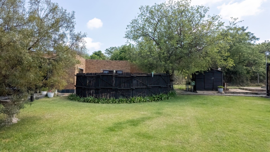 Commercial Property for Sale in Roodeplaat Gauteng