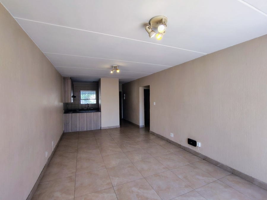 To Let 3 Bedroom Property for Rent in Vorna Valley Gauteng