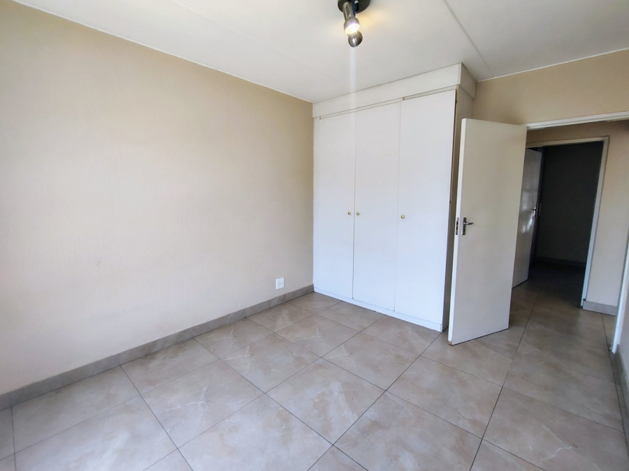 To Let 3 Bedroom Property for Rent in Vorna Valley Gauteng