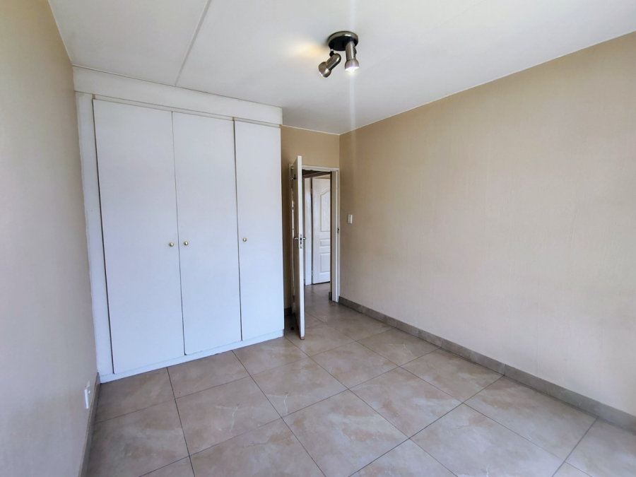 To Let 3 Bedroom Property for Rent in Vorna Valley Gauteng