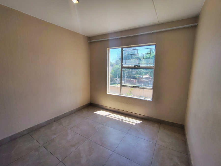 To Let 3 Bedroom Property for Rent in Vorna Valley Gauteng