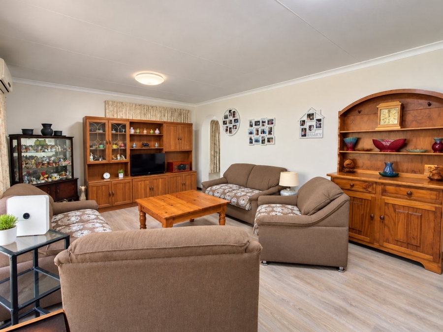 3 Bedroom Property for Sale in Illiondale Gauteng