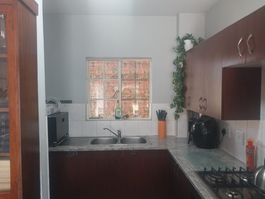 2 Bedroom Property for Sale in Honeypark Gauteng