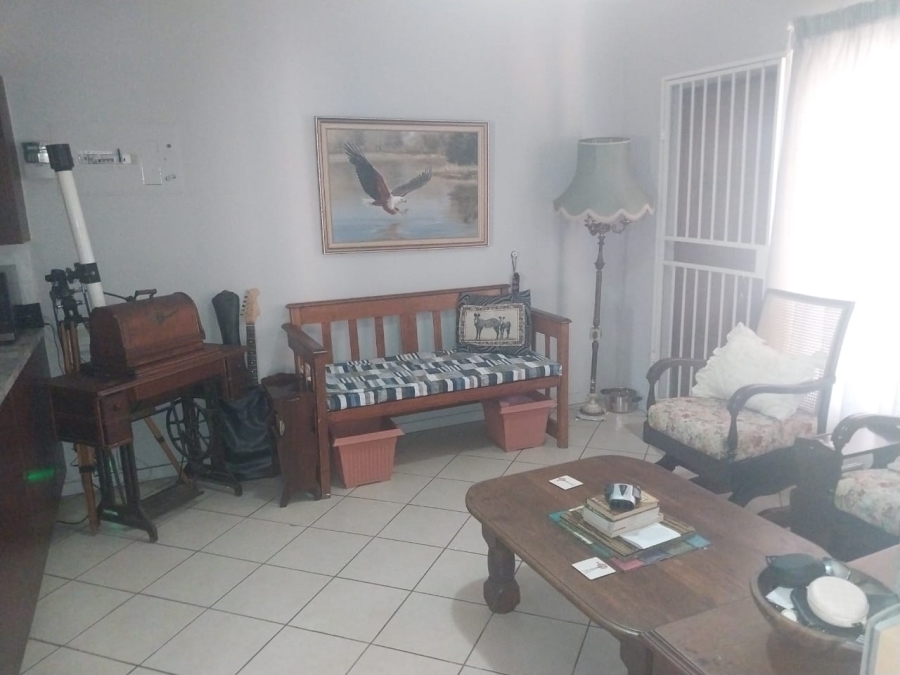 2 Bedroom Property for Sale in Honeypark Gauteng
