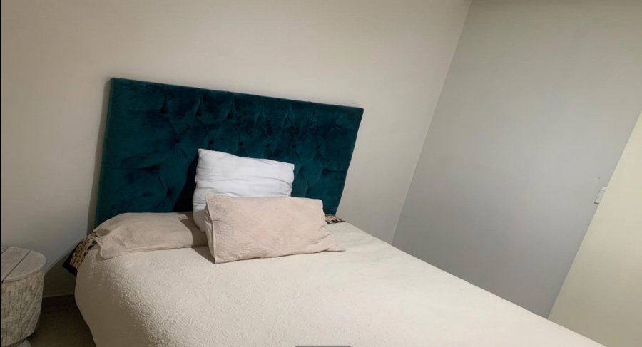 1 Bedroom Property for Sale in North Riding Gauteng