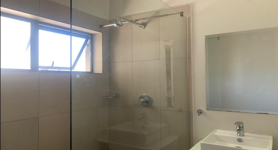 1 Bedroom Property for Sale in North Riding Gauteng