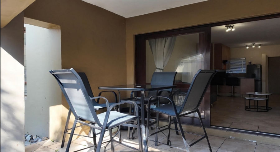 2 Bedroom Property for Sale in Lonehill Gauteng