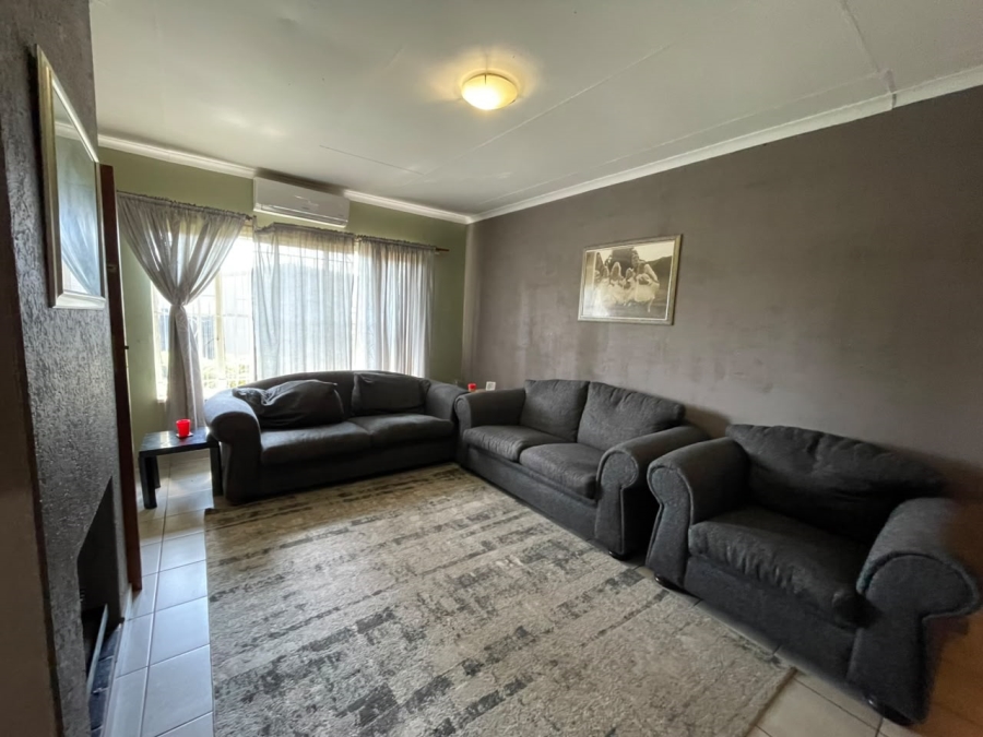 4 Bedroom Property for Sale in Silverfields Park Gauteng