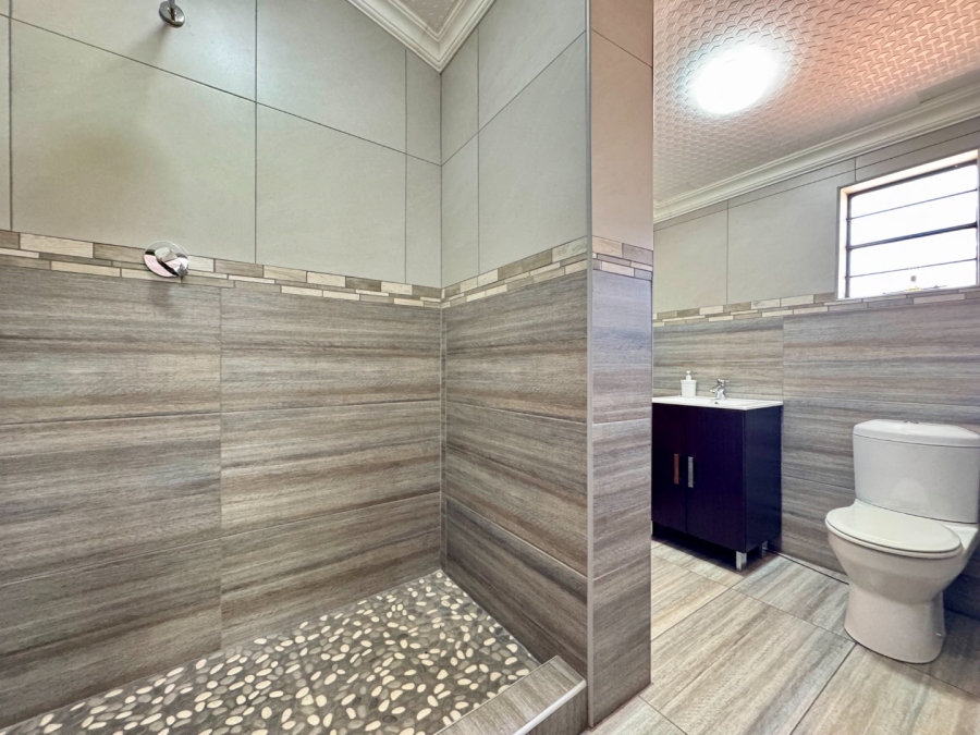 4 Bedroom Property for Sale in Lyttelton Manor Gauteng