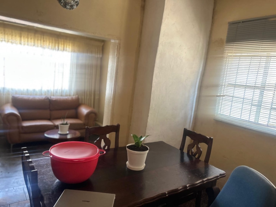 2 Bedroom Property for Sale in Masimini Gauteng
