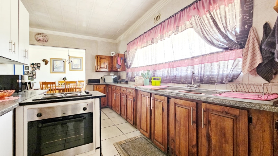 4 Bedroom Property for Sale in Three Rivers Gauteng
