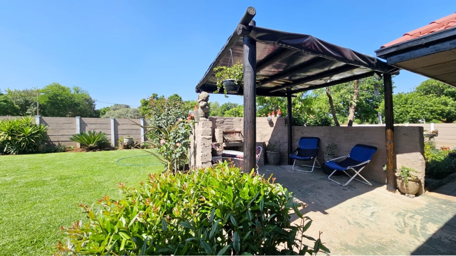 4 Bedroom Property for Sale in Three Rivers Gauteng