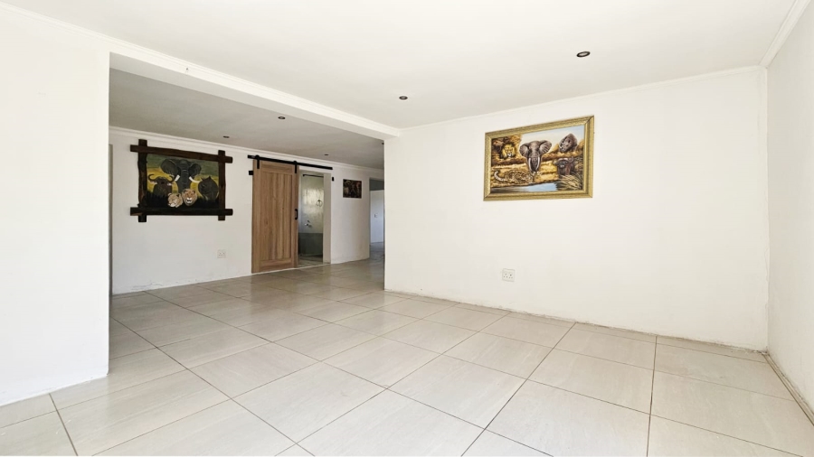 4 Bedroom Property for Sale in Three Rivers Gauteng