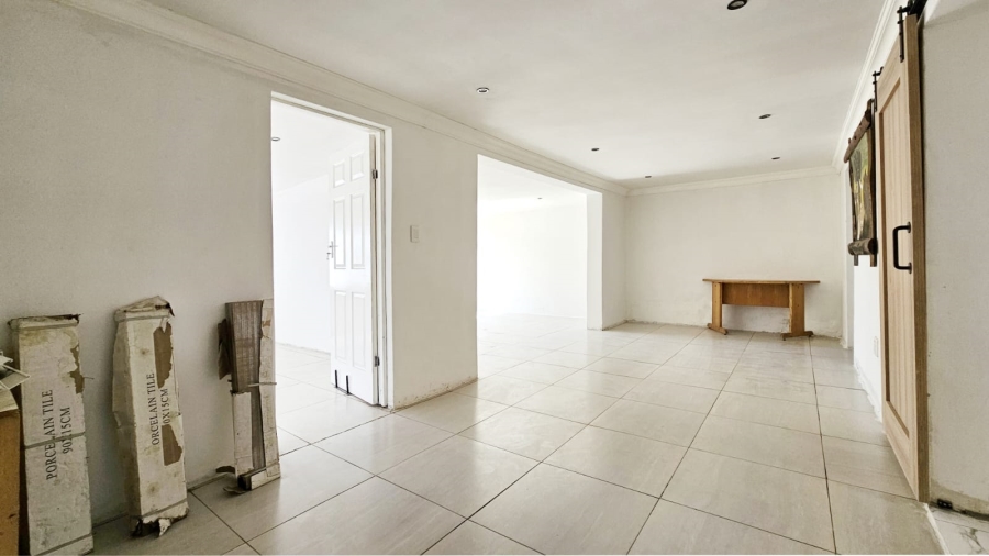 4 Bedroom Property for Sale in Three Rivers Gauteng