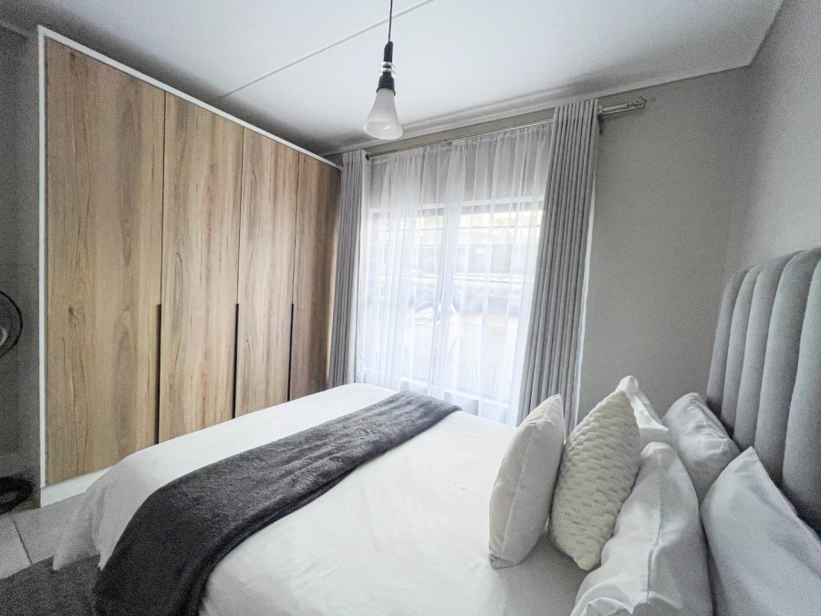 To Let 3 Bedroom Property for Rent in Waterfall Gauteng