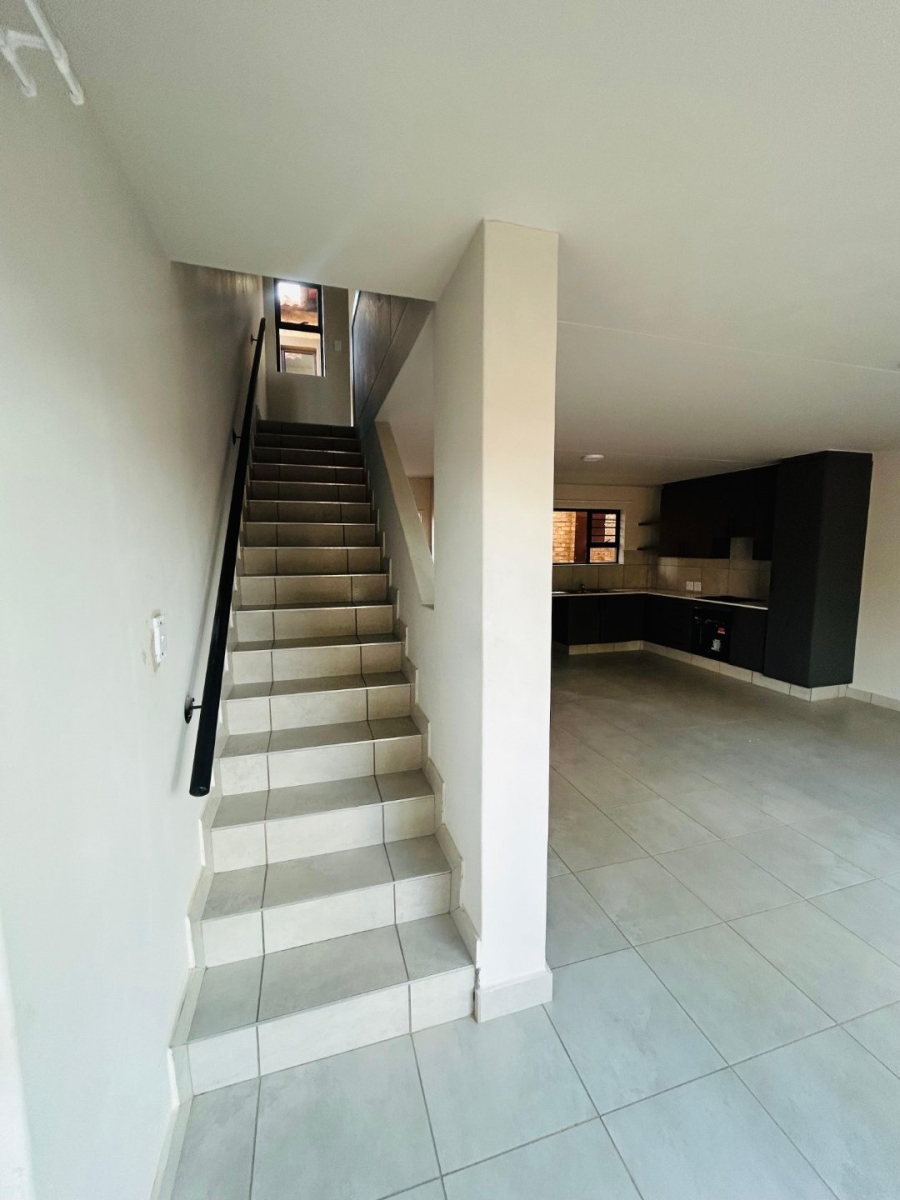  Bedroom Property for Sale in Willow Park Manor Gauteng