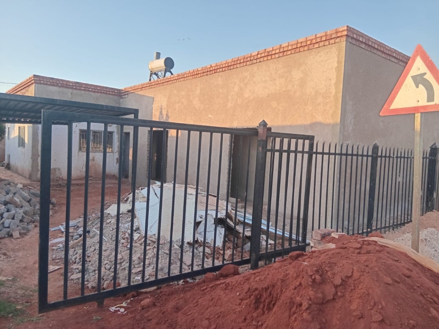6 Bedroom Property for Sale in Ga-Rankuwa Unit 23 Gauteng