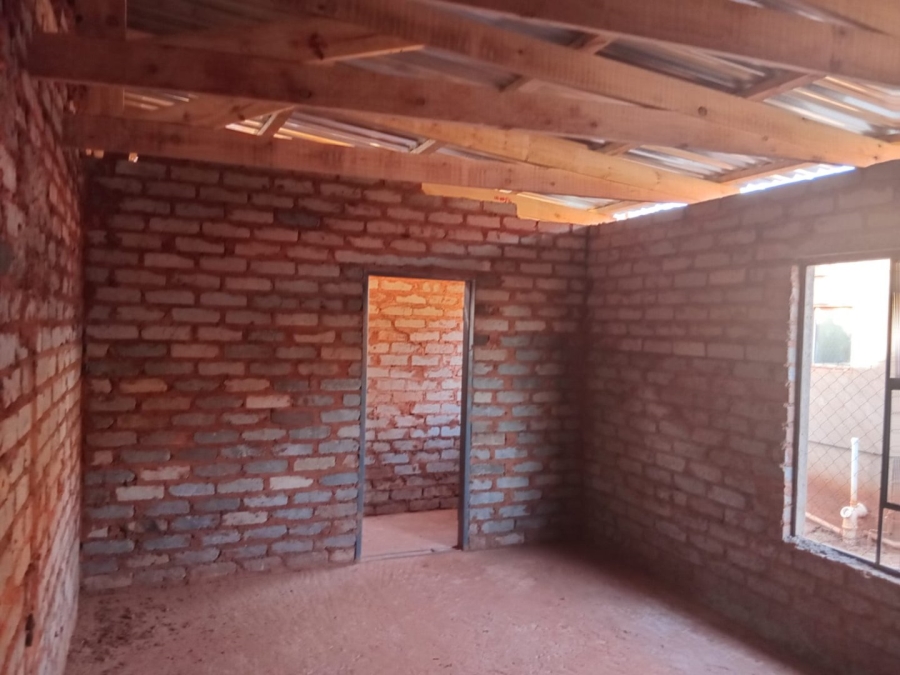 6 Bedroom Property for Sale in Ga-Rankuwa Unit 23 Gauteng