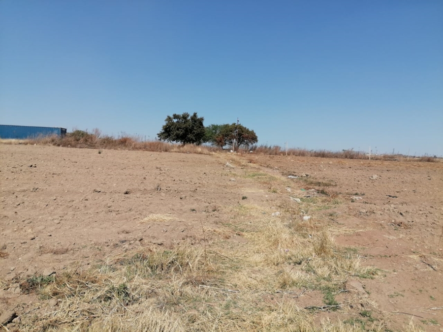 To Let Commercial Property for Rent in Laezonia Gauteng