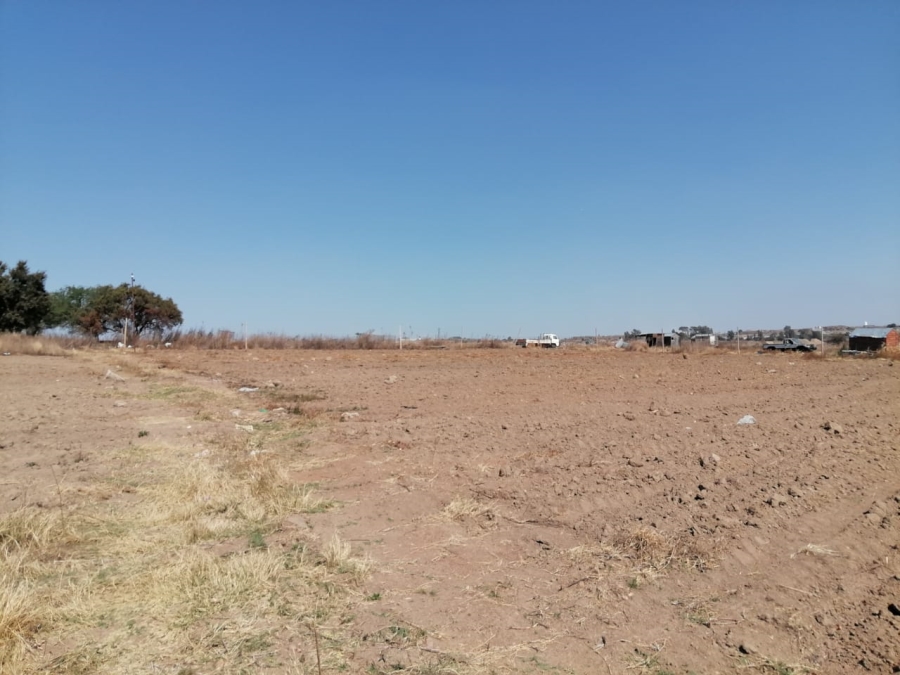 To Let Commercial Property for Rent in Laezonia Gauteng