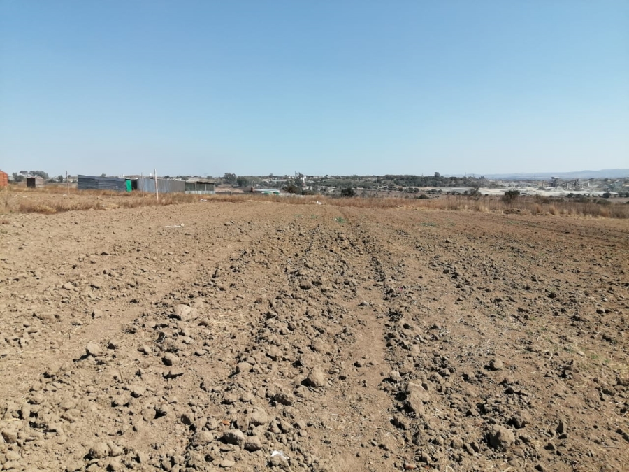 To Let Commercial Property for Rent in Laezonia Gauteng