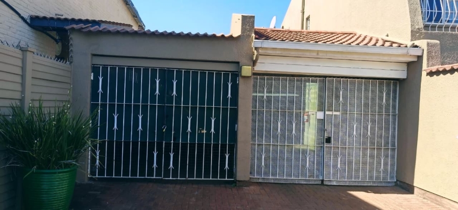 3 Bedroom Property for Sale in Three Rivers Gauteng