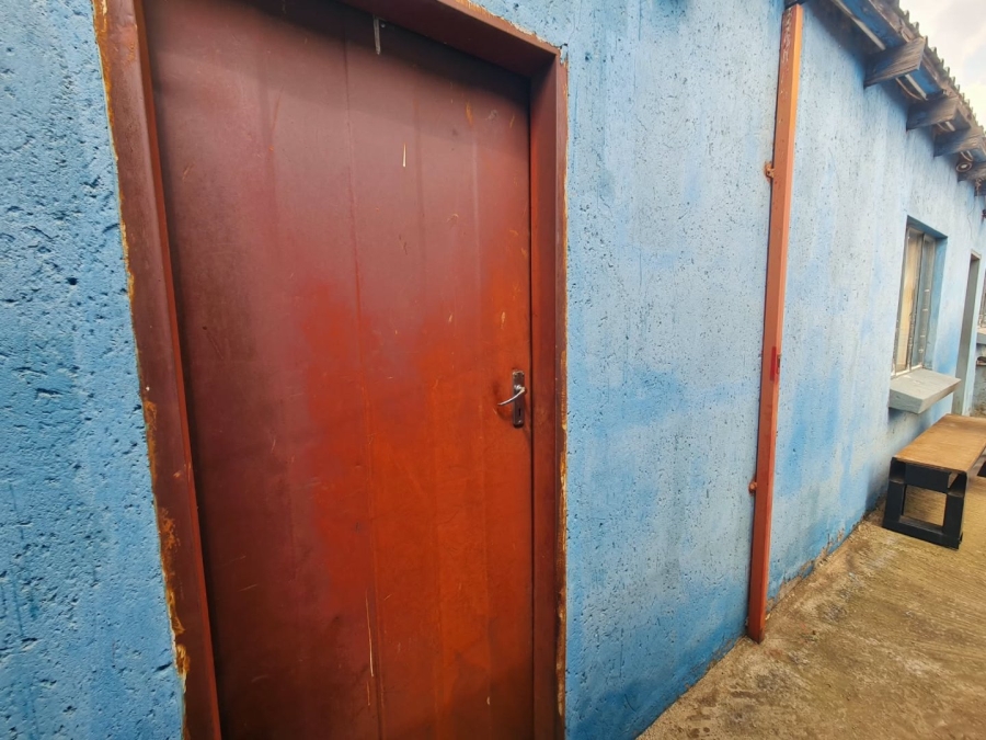 5 Bedroom Property for Sale in Lenasia Ext 9 Gauteng