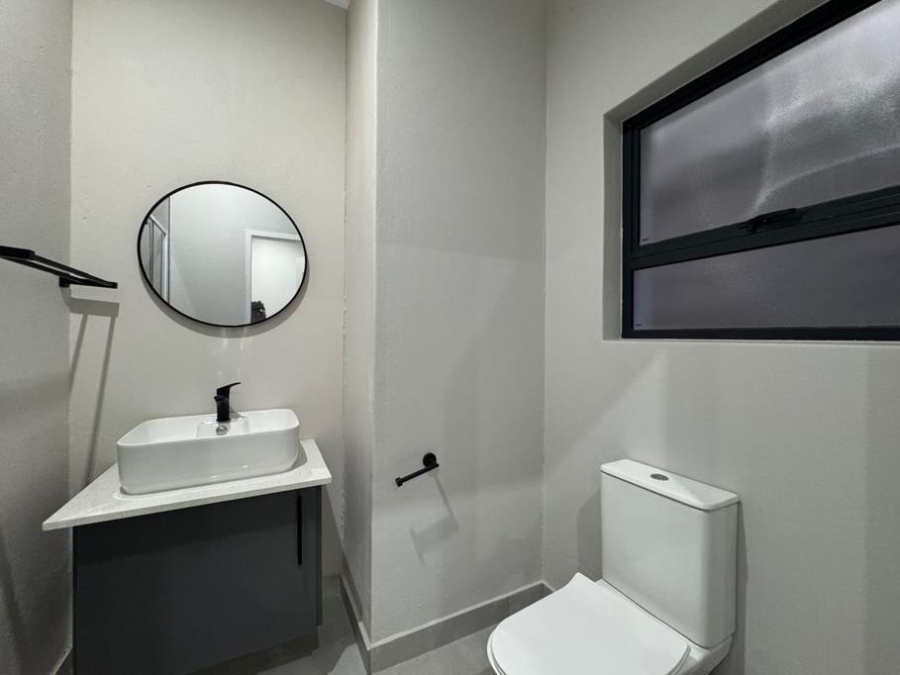 To Let 2 Bedroom Property for Rent in Bryanston Gauteng