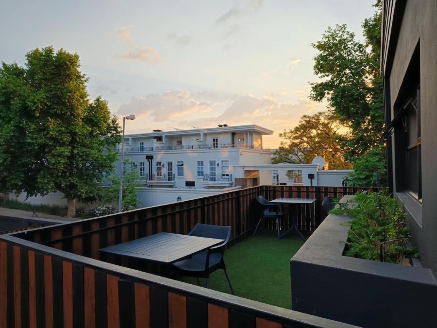To Let 1 Bedroom Property for Rent in Bryanston Gauteng